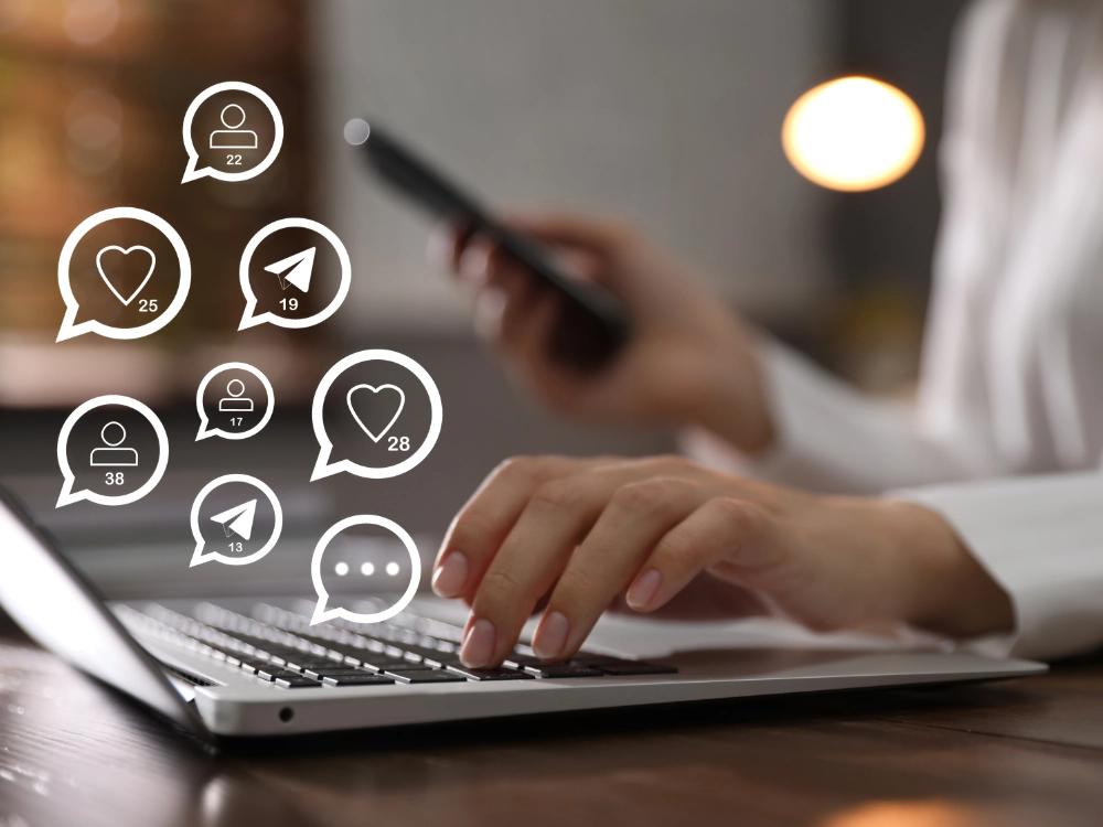 Social media icons about expert social media marketing management from Navarro Creative Group for Nashville, TN